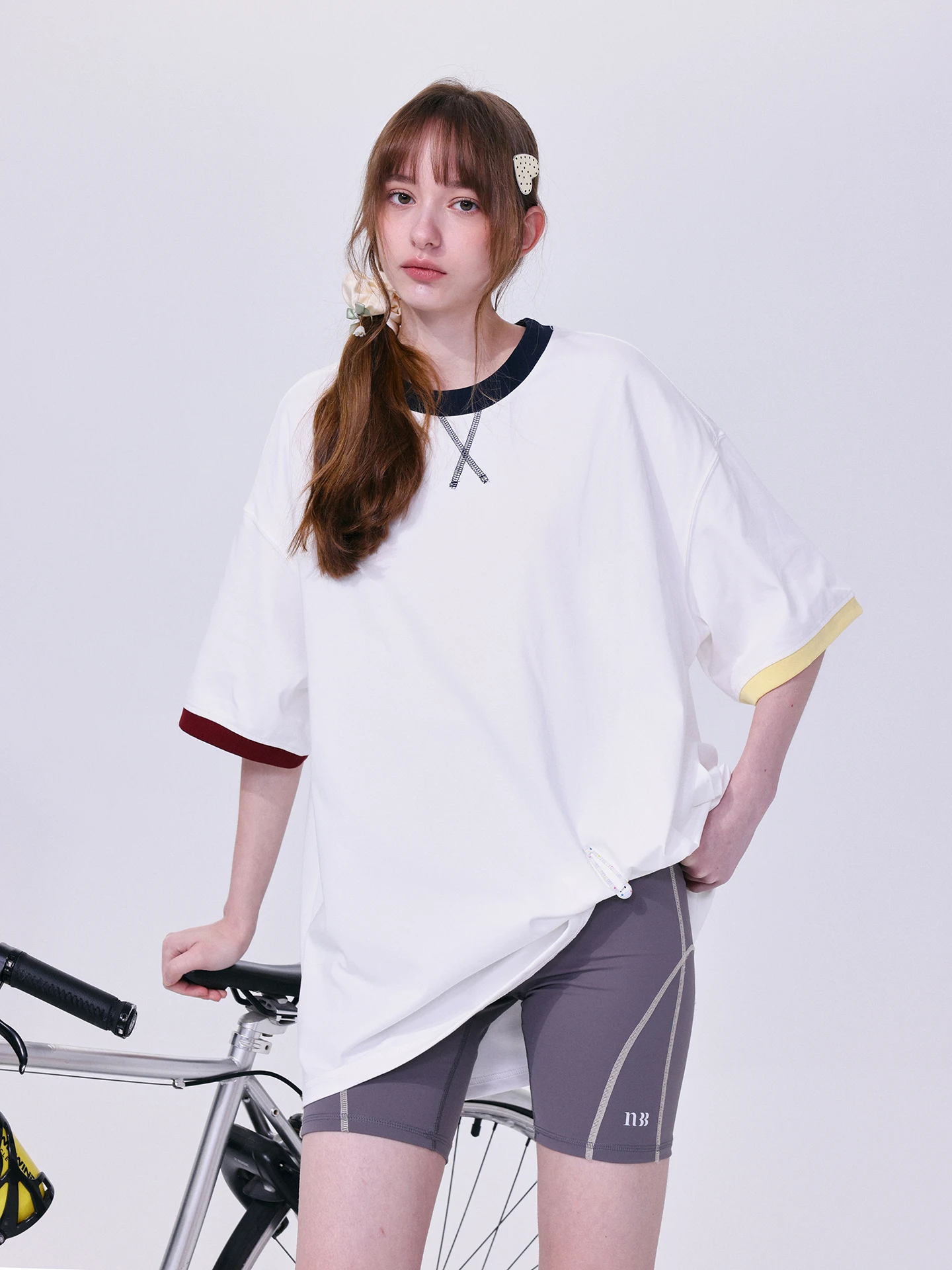 人気のモード系Tシャツとは？その本質と、日常に溶け込む選び方