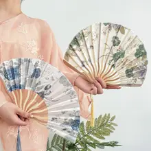 水墨画デザインの折りたたみ扇子【中国風・夏用・携帯便利】