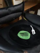 Spotifyレコードデザインの手作りラグ【円形・滑り止め・インテリア用・ギフト・車用】