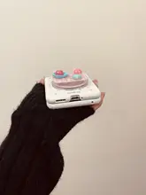 折りたたみ式スマートフォンケース【白ベース・星柄・マグネット式・スタンド機能付き】