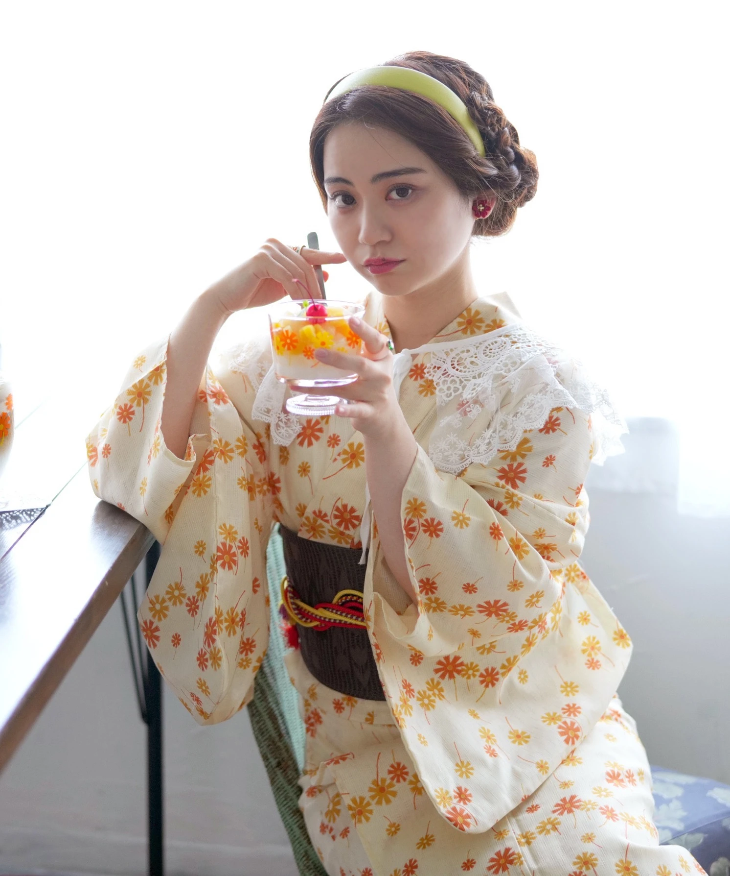 夏祭りの格好としての高級コットン製浴衣：伝統デザインと実用性のバランス