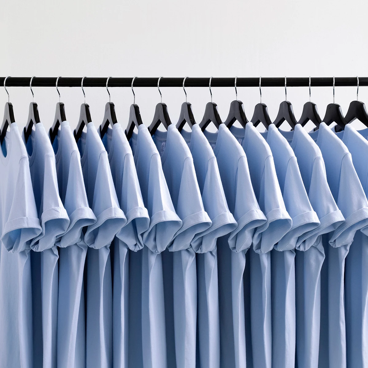コットン素材のTシャツを選ぶとき、どうやって「肌に優しい」を実感するの？