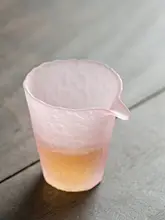 クリスタルガラス製 日本風 ティーサーバー【高級感あるハンマーテクスチャ・ピンクカラー】