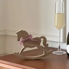 レトロデザインの手作り置物！ウィンザーチェア型のロッキングホース【インテリア装飾・撮影用アイテム】