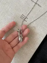シンプルなデザインの銀色瓶型ペンダントネックレス【ロングセーター用・女性向け・アクセサリー】