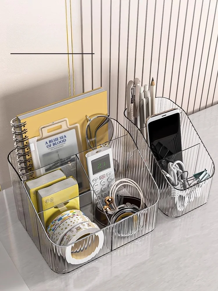 アクリル筆筒【デスク用・仕切り付き・男の子・女の子用】の収納効果と実用性を徹底検証