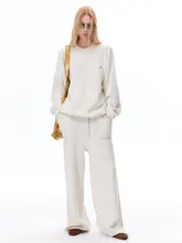 Loala office オリジナルデザインのフィットドット柄ニットセットアップパンツ【ラウンドネック・カジュアル】