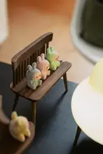 独特なアートデザインの木製スマホスタンド【洗練されたクリエイティブ】