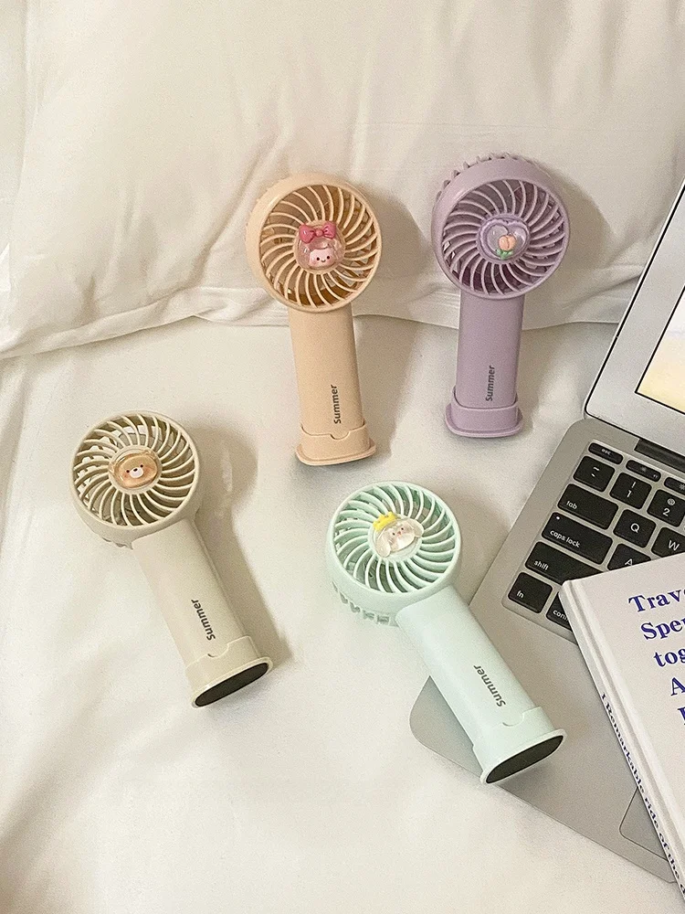 小型扇風機 コンセント式 は 本当に必要なのか？手軽に使えるUSB充電タイプが今、注目されている理由