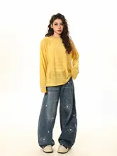 星柄ストライプのラウンドネック長袖Tシャツ【フィット・薄手・カジュアル】