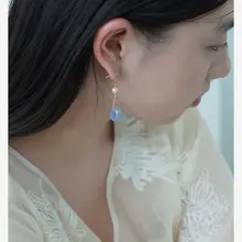 新中式デザインの青い東陵真珠イヤリング【十四金メッキ・軽やかで上品・女性用】