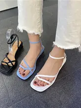 大人可愛いシンプルデザインの細ストラップサンダル【低ヒール・バックル付き・夏用】