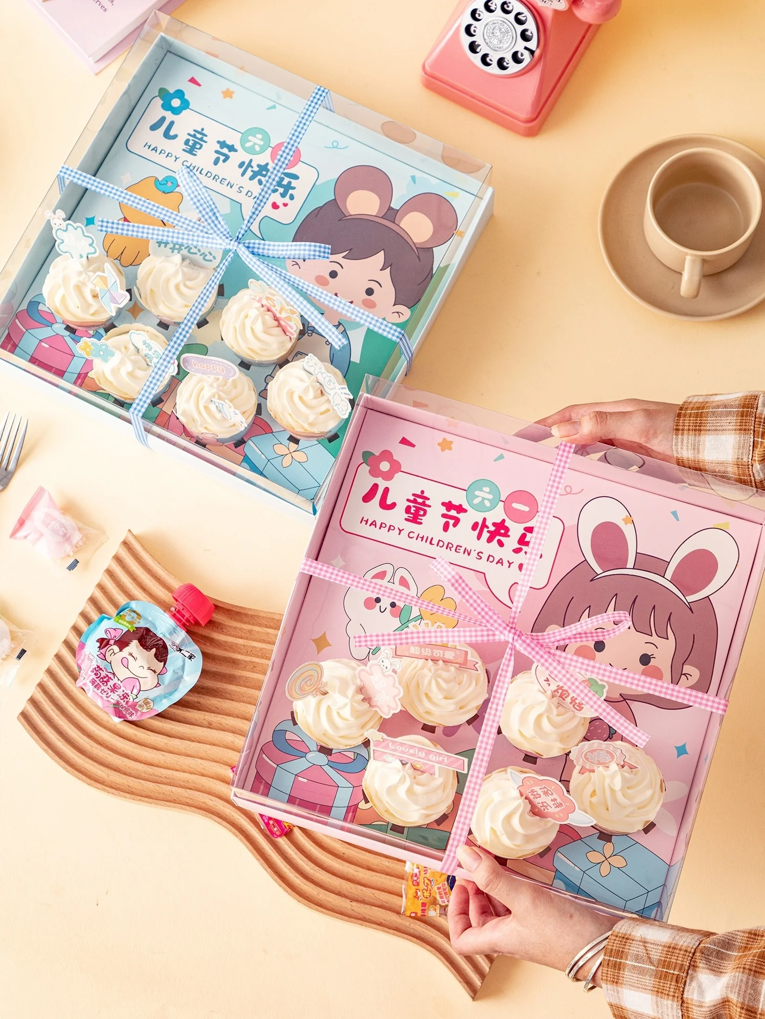 透明カップ用お菓子包装ボックス：100均で実現するプチギフトのプロフェッショナルな包装法