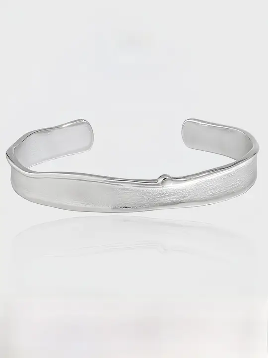 極上の柔らかさのサテンリボンブレスレット【S925純銀・シンプルデザイン・アクセサリー】