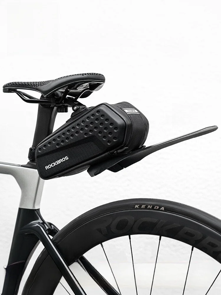 カゴ付き自転車にどんなバッグが合う？リアルな使い勝手を解き明かす