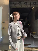 黒のニットカーディガン【麻の編み込みデザイン・春用・女性用】