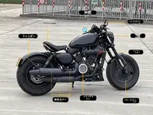 バイク用タムパーツ 大型ヘッドライトとシングルシート【ボバー・黒武士風】