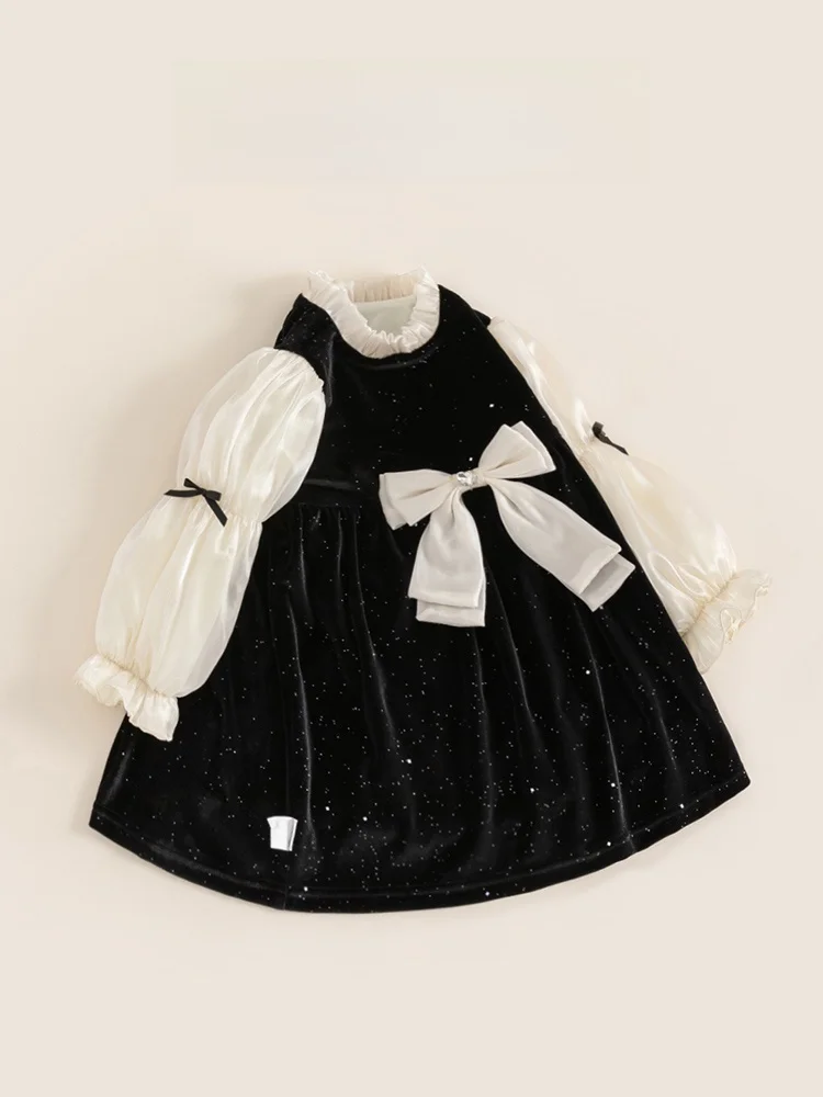 3歳・4歳の女の子に贈るプリンセスドレスは、どう選ぶ？