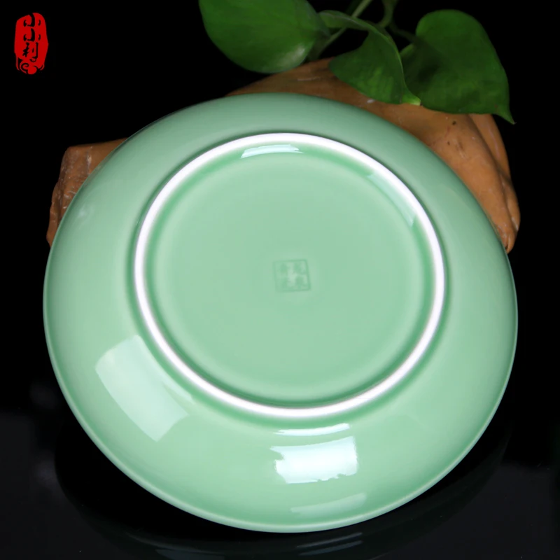 見つけたデイリー雑貨まとめ 家庭食器の心のリズムを整える青磁深皿ガイド