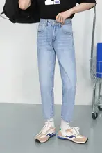 ヴィンテージ風ウォッシュ加工のシンプルなライトカラーの九分丈デニムパンツ【ストレートフィット・カジュアル】