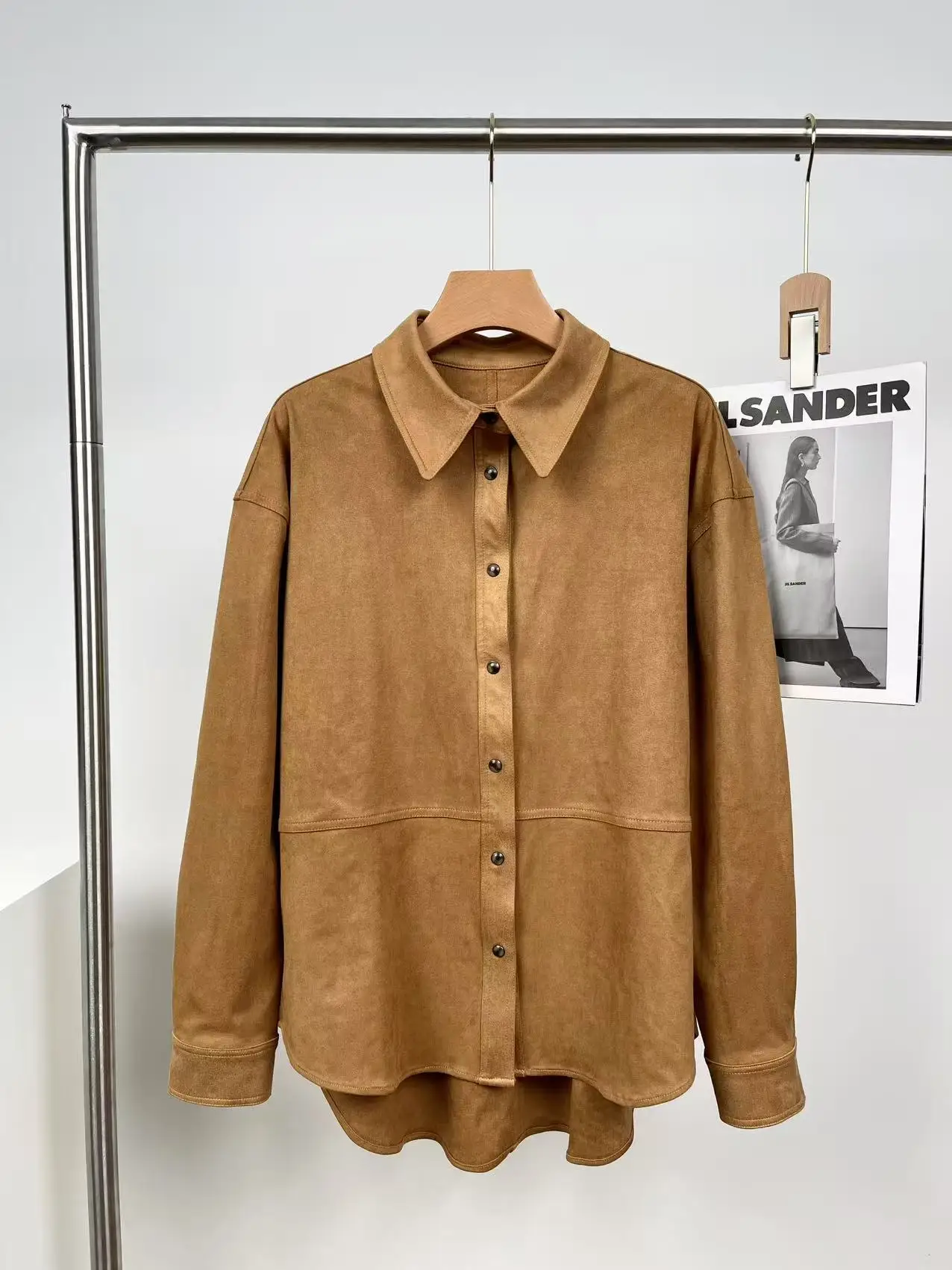 大人可愛い服 50代コーデ 完全ガイド｜色・質感・組み合わせの選び方