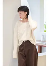 極上の柔らかさ！全羊毛製レトロデザインのラウンドネックニットセーター【ふんわりした肌触り・秋冬用】