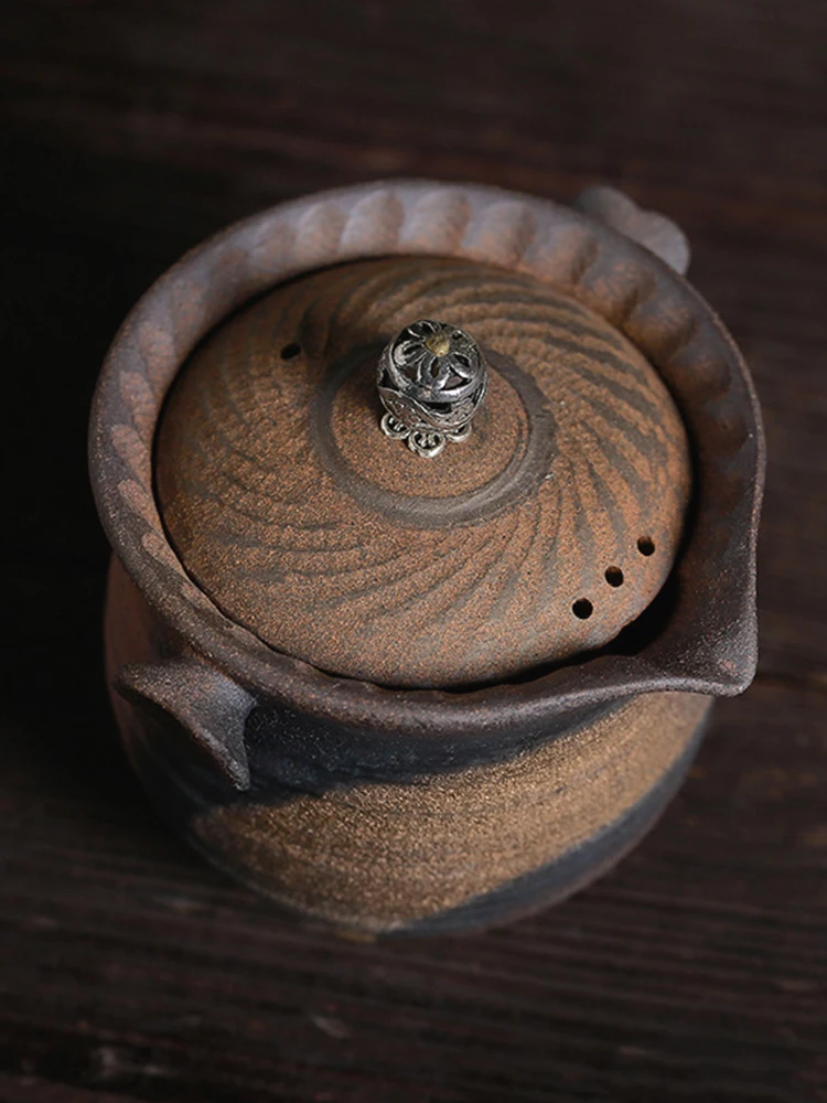 手作りのレトロな急須と蓋付き茶碗：新中式スタイルの陶器製茶器をどう選ぶか