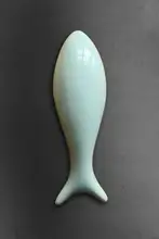 壁掛け陶器魚装飾【金魚デザイン・カフェ用・テレビ背景装飾】
