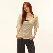 大UネックTシャツ【五分袖・女性用・フィット・肩見せデザイン】