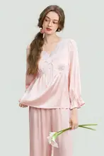 春夏用シルク長袖睡眠服【サテン・レース・取り外し可能な胸パッド付き】（セットアップ対応）