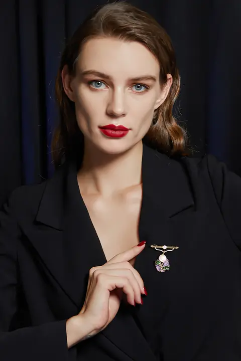 印象派デザインのブローチ【小型豪華・衣服アクセサリー・教師の日ギフト】
