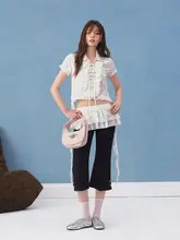 カジュアルなミニトートバッグ【ジッパー付き・シンプルなロゴプリント】