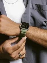 Apple Watch Ultra2用 フルオロゴム製スポーツ防水バンド【iWatch 10対応・49mm・男女兼用】