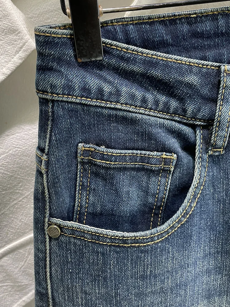グラデーションデザインのデニムパンツ：160cm・170cm・180cmメンズ向けの秋用フィットスタイル