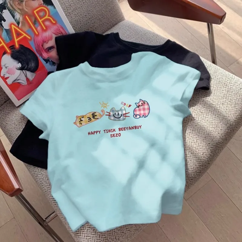 「tシャツ 小さい」はどうやって選ぶ？ミルクイエローの猫プリントTシャツが解決する、通勤と夏の悩み