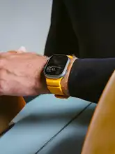 Apple Watch Ultra2用 フルオロゴム製スポーツ防水バンド【iWatch 10対応・49mm・男女兼用】