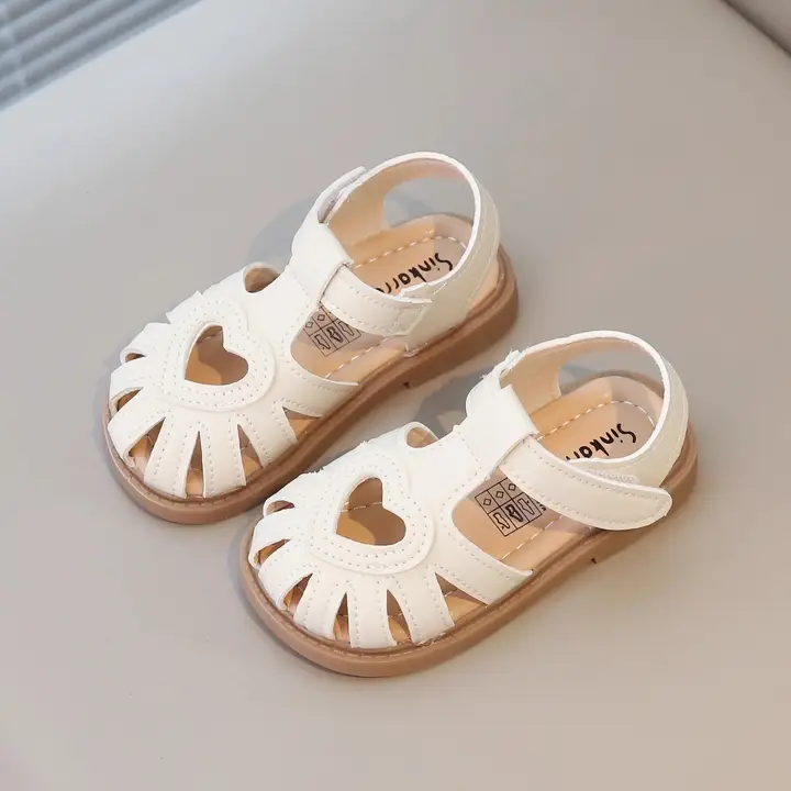 女の子用 レースデザインの包覆サンダル【夏用・カジュアル・プリンセスシューズ】（セットアップ対応）