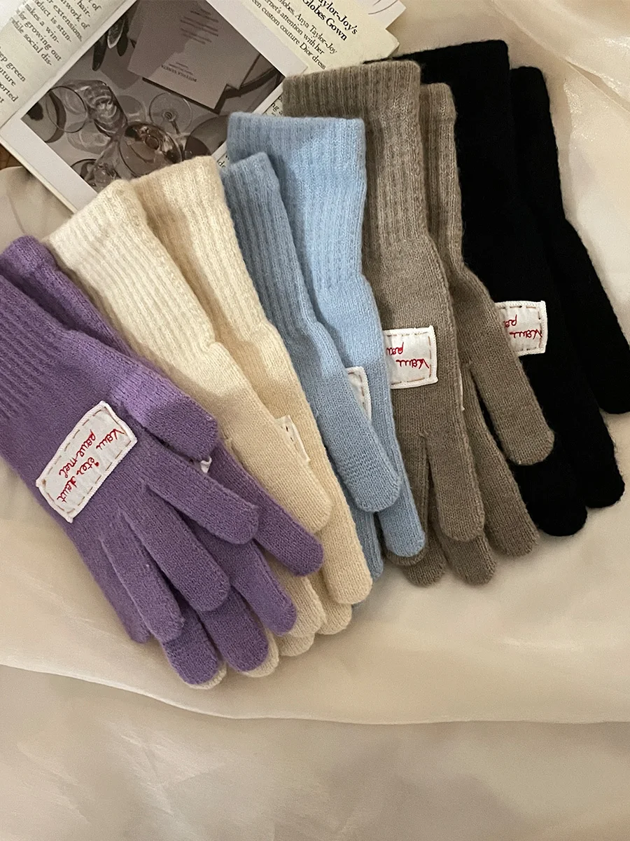 可愛いデザインの冬用スマートフォン対応手袋【編み物風・フルフィンガー・防寒】の使い方と効果