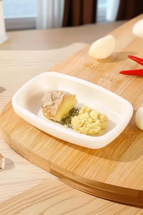 陶器製にんにく・生姜・じゃがいも用マッシャー【滑らかなペースト作りに最適】