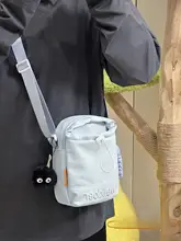 軽量なモバイルポーチ【旅行用・斜め掛け・ミニサイズ・学生向け】