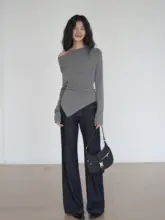 EIGHTHMONTH 深い青色のフレアデニムパンツ【秋用・スリムフィット・ゆったりワイド】