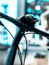 折りたたみ自転車用スマートフォンホルダー【シリコン衝撃吸収・軽量・耐久性】