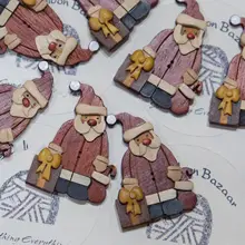 クリスマスサンタクロースデザインのウッドボタン【ギフト付き・ドイツ製】
