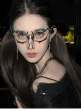 サイバーパンクメタルマスク【ユニセックス・高級感・コスプレ用・フェイスチェーン付き】