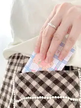 チェック柄の可愛いネイルシールセット【ポータブル封筒付き・キャラクター・3つ折りデザイン】