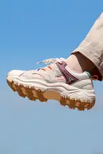 女性用アウトドア登山靴【防滑・軽量・通気性・クッション性・トレッキング用】