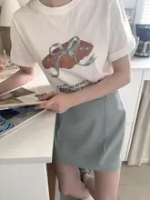 バレリーナ風クルーネックTシャツ【クロワッサン＆リボンプリント・ショートスリーブ・ルーズフィット】