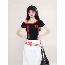 斜めショルダーのTシャツ【レタープリント・ストライプ・短袖・夏用・スタイリッシュ】
