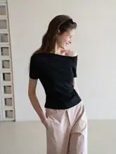 斜め肩デザインのウエストシェイプTシャツ【夏用・ショート丈・カジュアル】