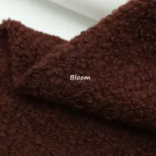 高含毛のブラウンレッド立体毛布地【ドレープ感のある外套・DIY用】